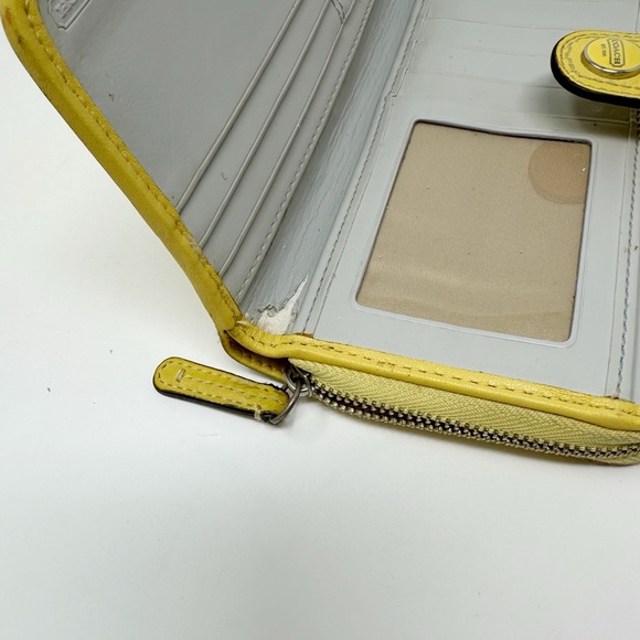 COACH Signature Leather Perforated C Full Size Wallet Zip Around Snap Yellow - Picture 6 of 6